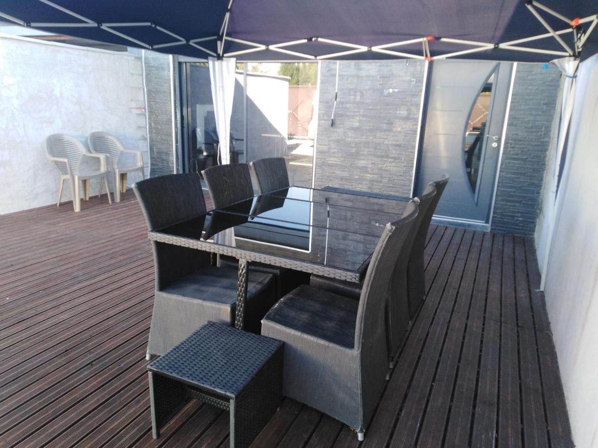 Pavillon Bon Enfant Apartment Saint-Priest  Bagian luar foto