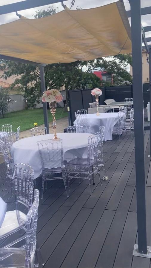 Pavillon Bon Enfant Apartment Saint-Priest  Bagian luar foto